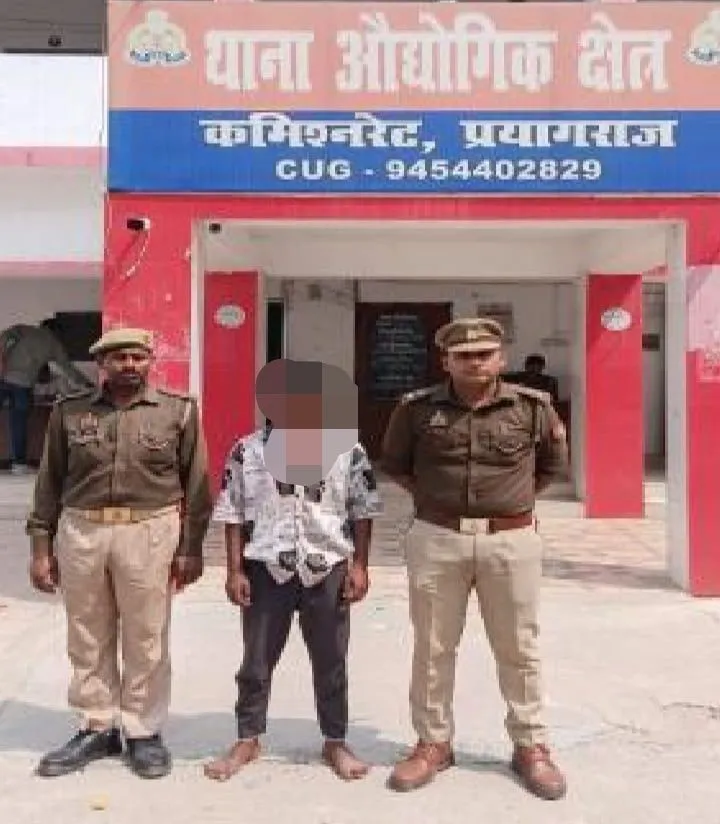 वांछित अभियुक्त गिरफ्तार, चोरी के मामले में दो साल से था फरार।