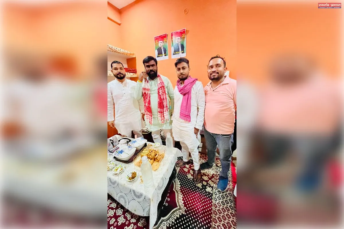 सपा नेता संदीप यादव का नैनी,कार्यकर्ताओं ने किया स्वागत