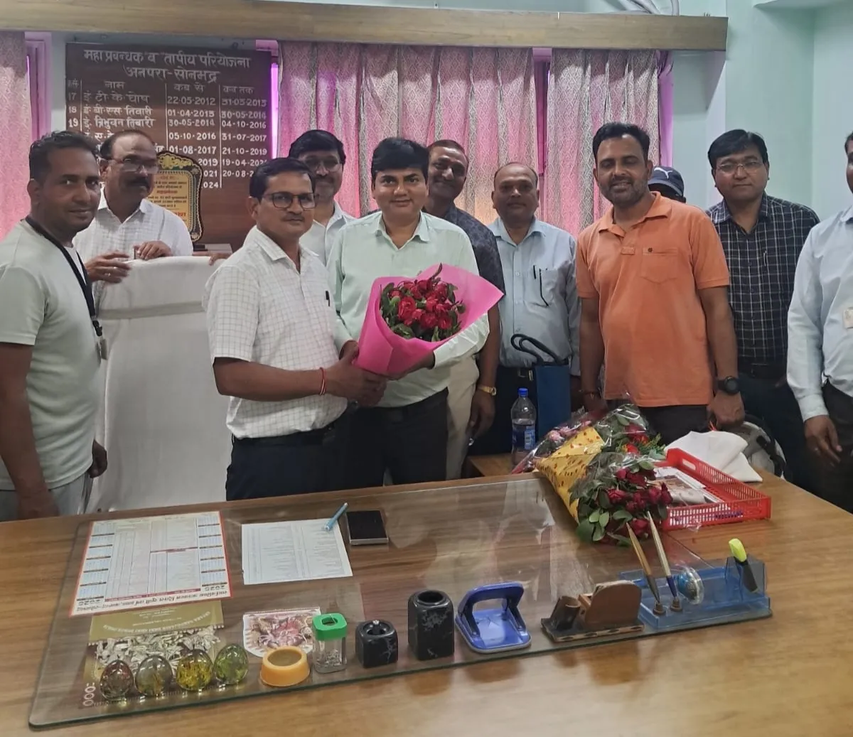 उत्पादन निगम में कई अभियंताओं के पदोन्नति के आदेश निर्गत, परियोजना के अधिकारियों एवं विद्युत कर्मियों ने पदोन्नत अभियंताओं का किया स्वागत