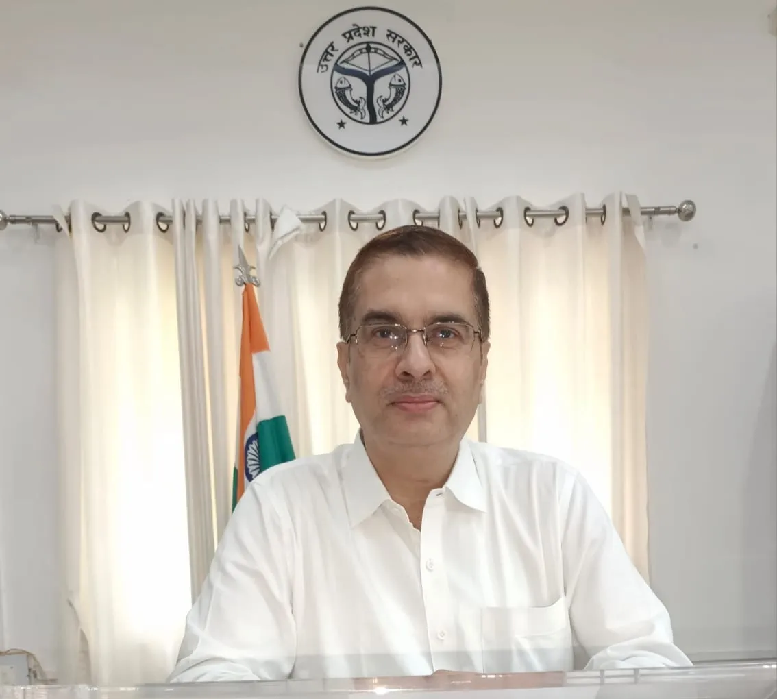 असंगठित श्रमिकों एवं छोटे व्यापारियों के लिए पेंशन योजनाओं में पंजीकरण की अपील