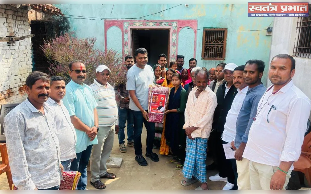 सांसद मनीष जायसवाल की पहल पर दारू प्रखंड में सेवा का सराहनीय प्रयास : छह बहनों को विवाह पूर्व लहंगा भेंट