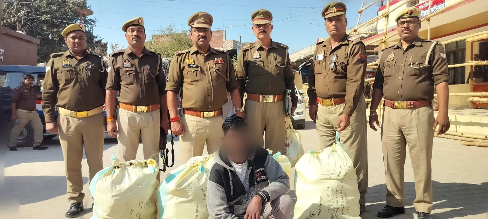 सोनभद्र पुलिस की बड़ी कार्यवाही, नाजायज गांजा के साथ एक अभियुक्त गिरफ्तार