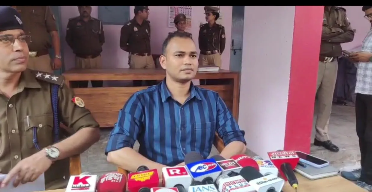 क्राइम ब्रांच व फीलखाना पुलिस ने पकड़ी नेपाल से कानपुर लाई गई चरस, दो गिरफ्तार 