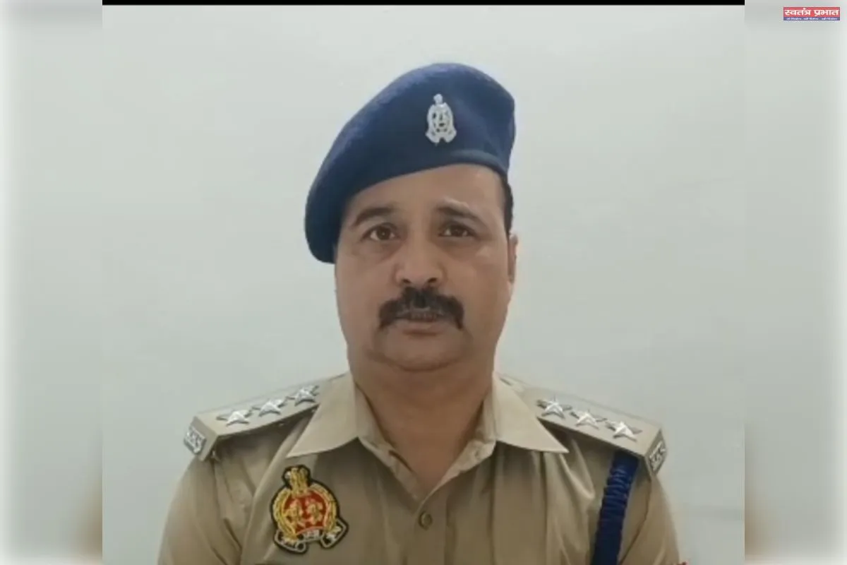 सिद्धिविनायक मंदिर की 7 मूर्तियों के मुकुट चोरी 