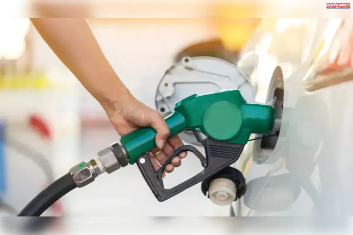 पेट्रोल और डीजल की बढ़ती कीमतें आम आदमी की जेब पर भारी संकट