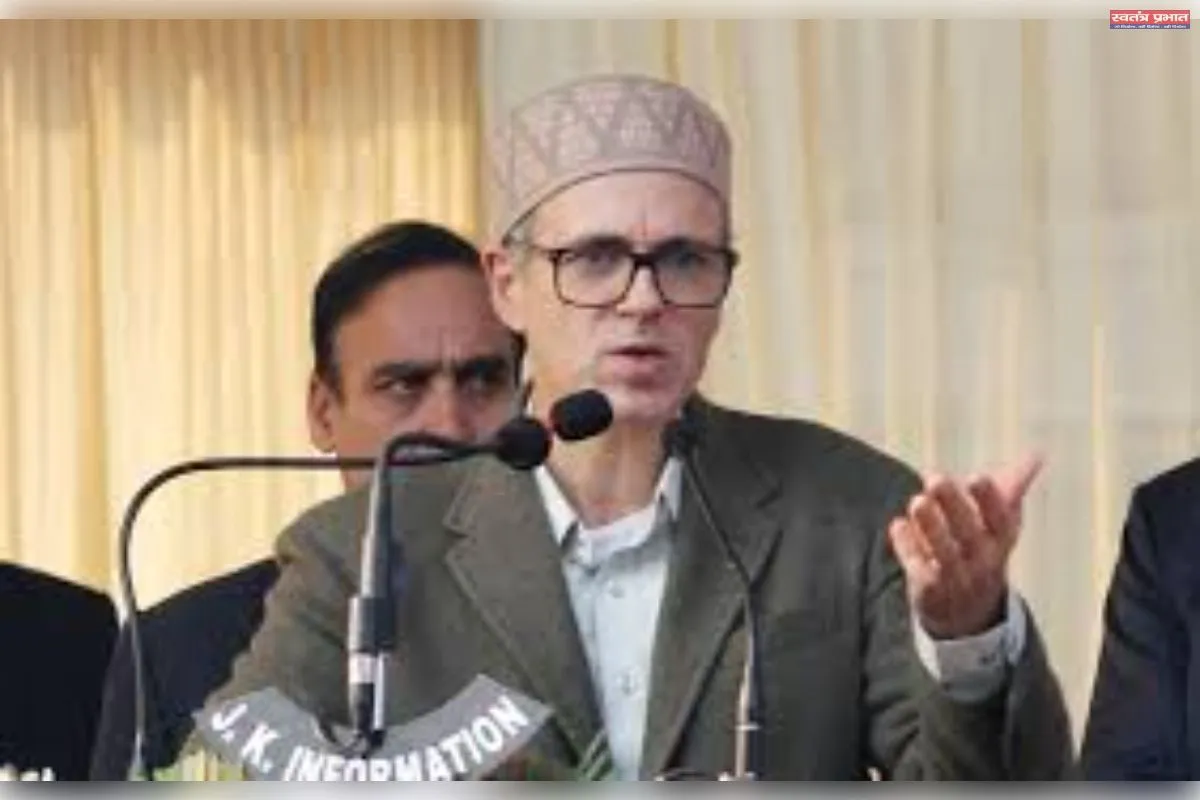 'जम्मू-कश्मीर के सीएम  उमर अब्दुल्ला ने राज्य का दर्जा बहाल करने पर स्पष्टता की कमी को लेकर निशाना साधा
