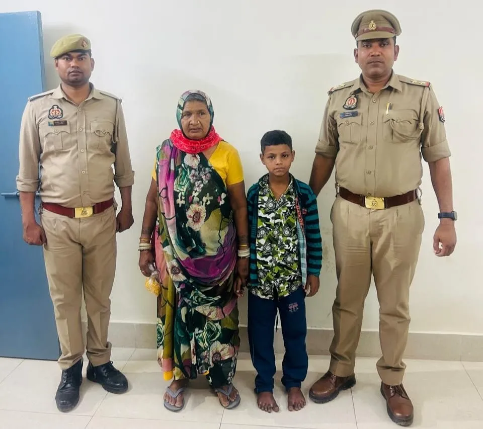 घर से लापता बालक को  पिपरी पुलिस ने किया सकुशल बरामद , किया परिजनों को सुपुर्द