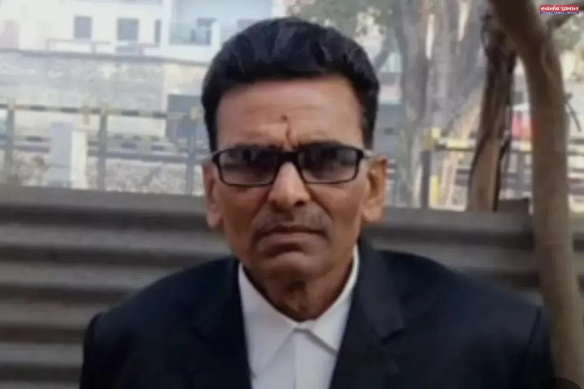 अधिवक्ता संघ के पूर्व अध्यक्ष की संदिग्ध मौत, चेहरे पर गंभीर चोट के निशान…बेटे-बहू पर हत्या का आरोप