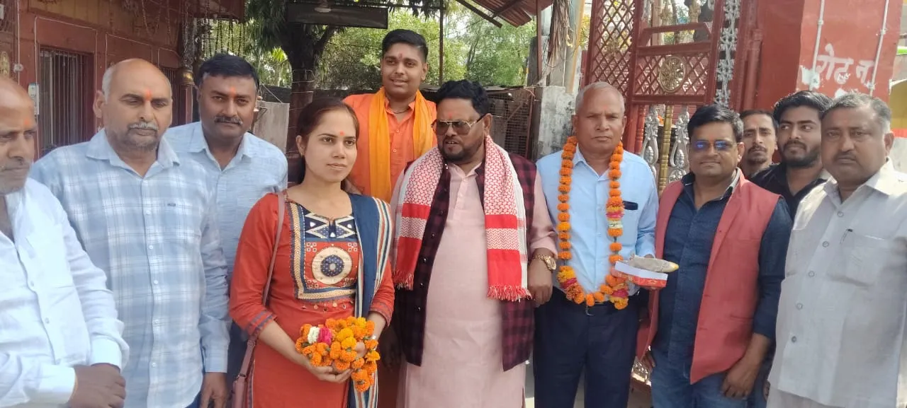 पैतृक गांव पहुंची असिस्टेंट कमिश्नर बनी शिवानी सिंह का भव्य स्वागत