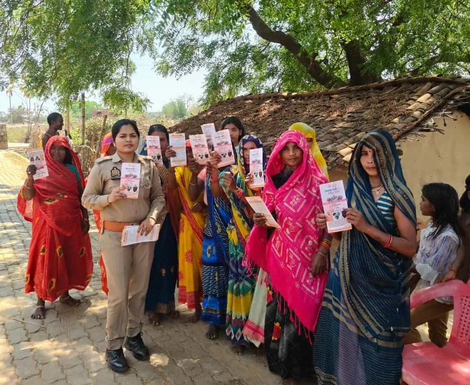 मिशन शक्ति 5.0 (द्वितीय चरण) के अंतर्गत सोनभद्र पुलिस का जन जागरूकता अभियान, महिला एवं साइबर सुरक्षा पर विशेष जोर