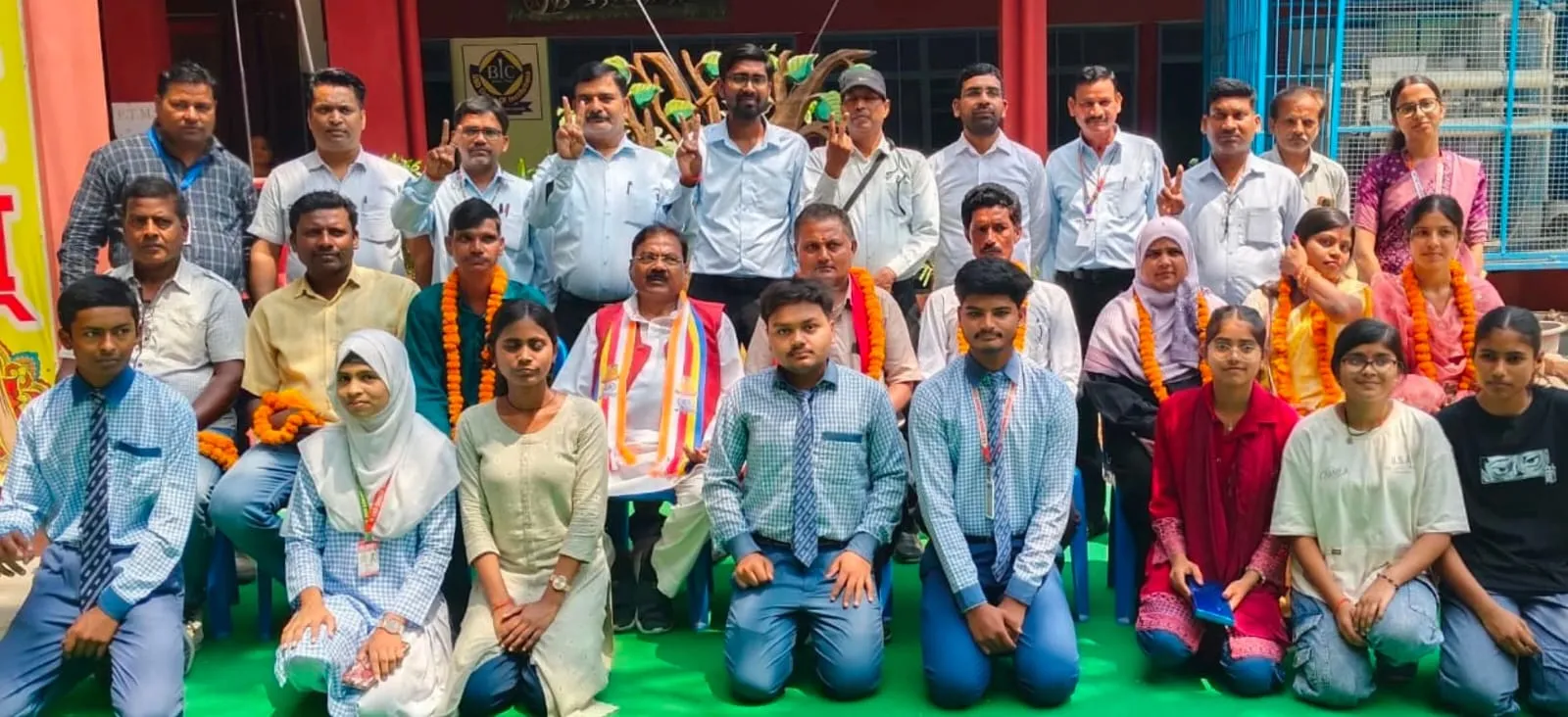 सीबीएसई बोर्ड में एसबीडी स्कूल का शानदार प्रदर्शन, टॉपर्स का हुआ भव्य स्वागत