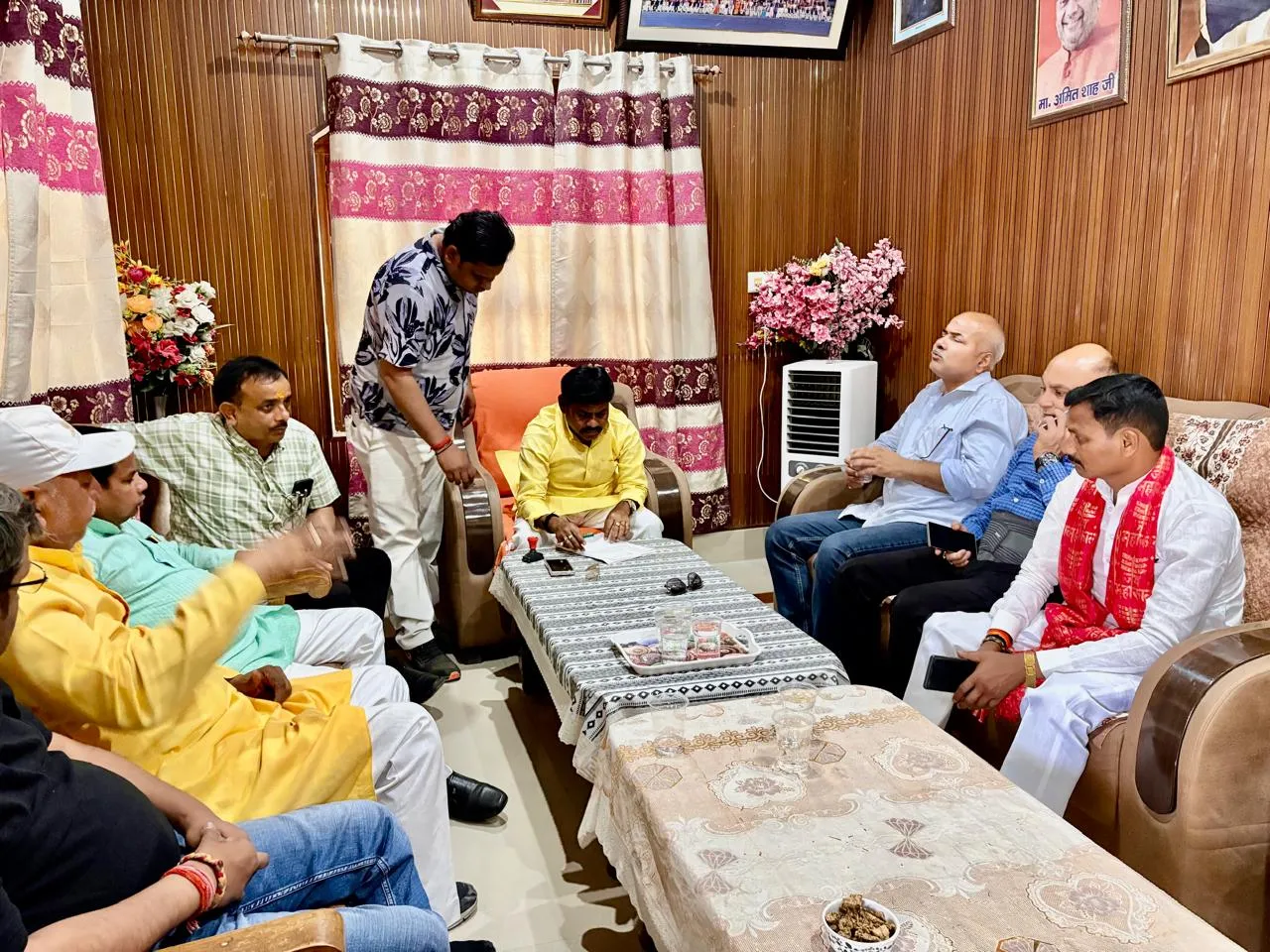 जन समस्याओं को लेकर  भाजयुमो मंडल अध्यक्ष ने   राज्य मंत्री को सौंपा ज्ञापन, दिया आश्वासन