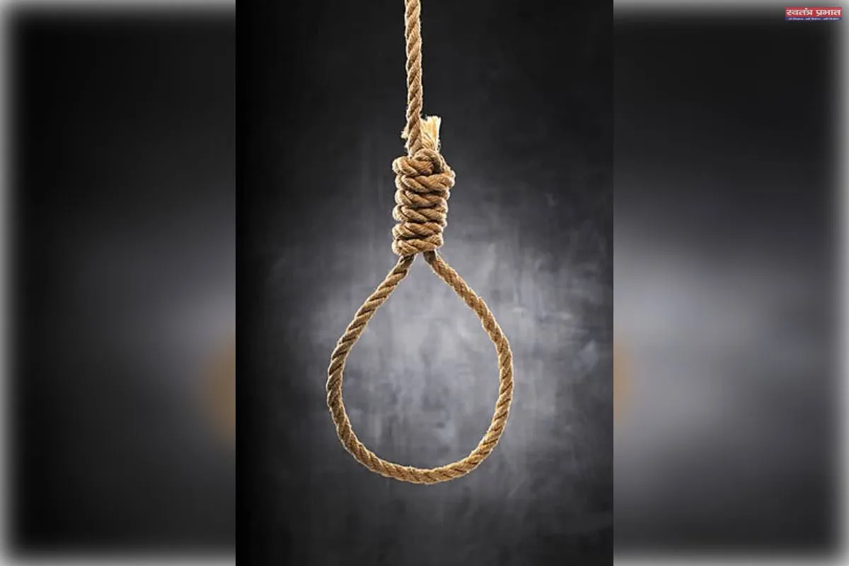 विवाहिता की संदिग्ध मौत, फंदे पर लटका मिला शव
