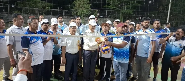 अनपरा प्रो वॉलीबॉल लीग-8 का शुभारंभ, टीम सेटर्स ने अटैकर्स को 3-1 से हराया