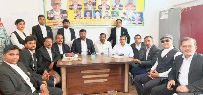 वकीलों पर नहीं, बल्कि संविधान और न्यायपालिका की गरिमा पर हमला है-जगजीवन सिंह
