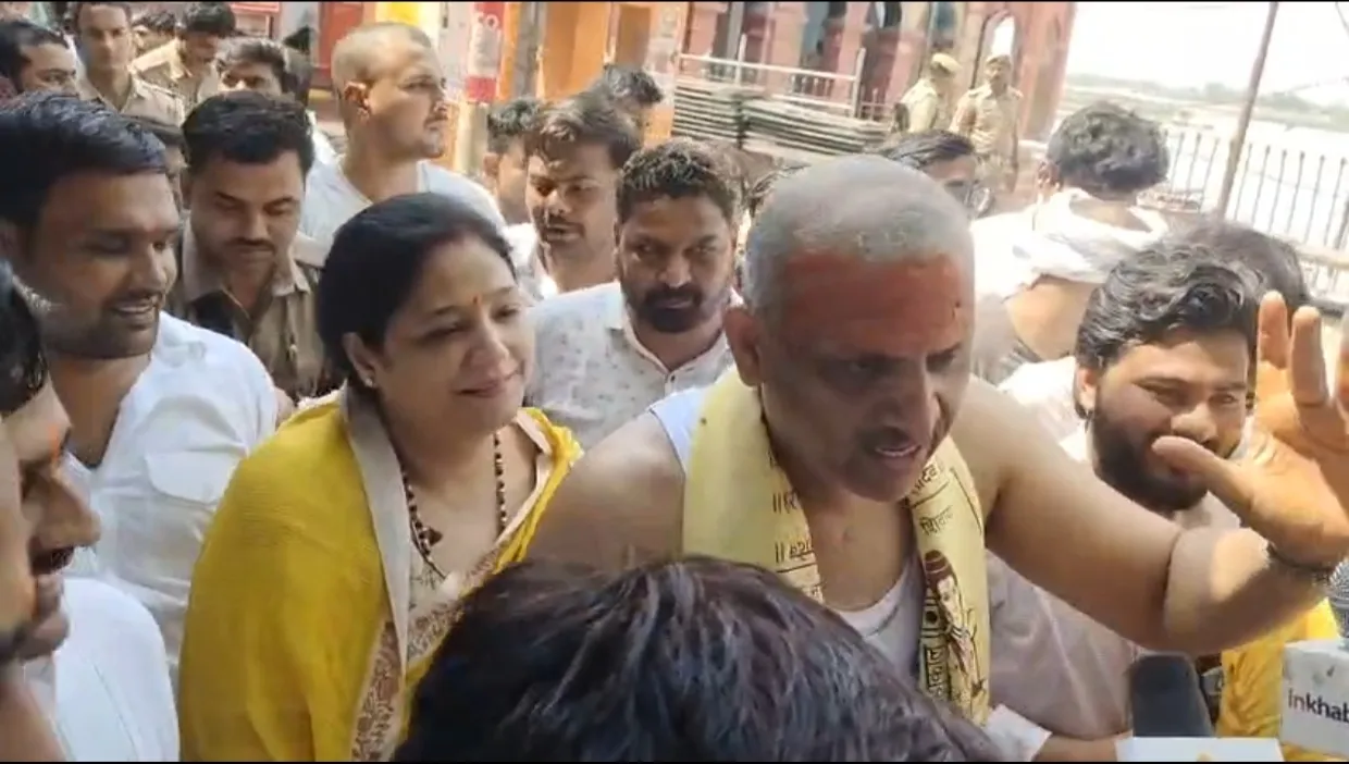 विधायक अमिताभ बाजपेई के घर के बाहर पुलिस का कड़ा पहरा, परमट पहुंच कर किया पूजन