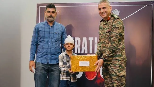 ऑपरेशन सिंदूर में जवानों की सेवा कर 11 वर्षीय श्रवण सिंह बना देशभक्ति, समर्पण और साहस का अद्भुत प्रतीक