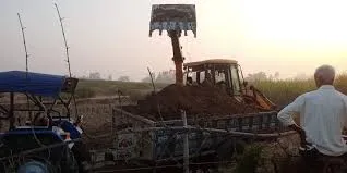 मिट्टी का अवैध खनन जोरों पर, जिम्मेदार बेखबर