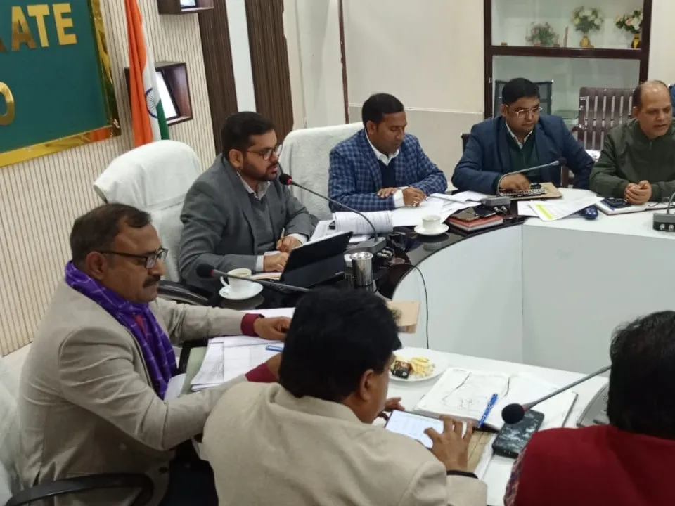 उप जिलाधिकारियों को तहसीलों के लम्बित वादों का  निस्तारण की कार्यवाही सुनिश्चित कराये जाने के दिए गए निर्देश।