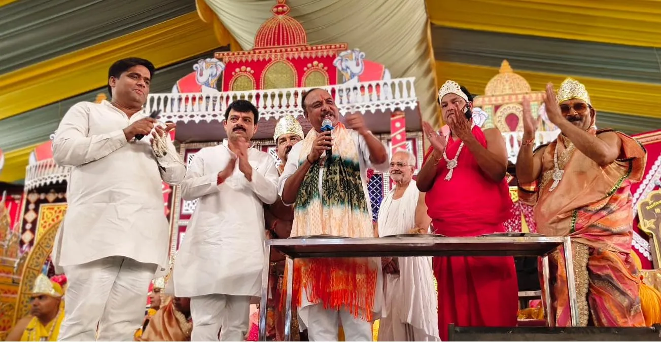 राज्यसभा सांसद नवीन जैन पहुंचे पंचकल्याणक महोत्सव, भव्य स्वागत व मनमोहक प्रस्तुतियों ने बांधा समां