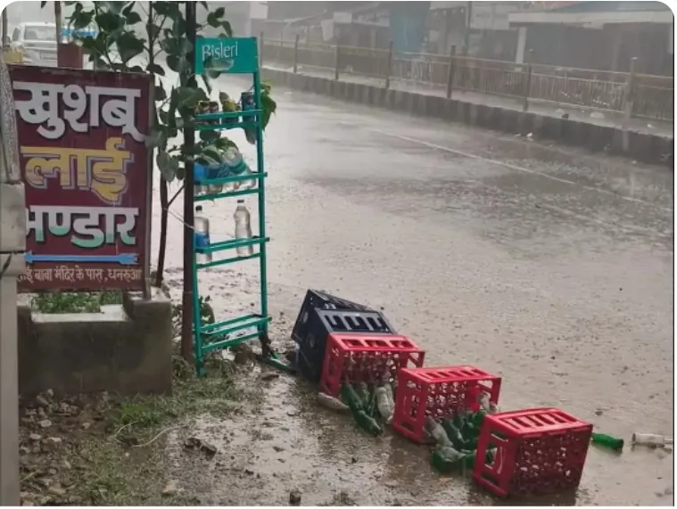 तेज आंधी-बारिश से धनरुआ में जनजीवन प्रभावित, बिजली आपूर्ति ठप
