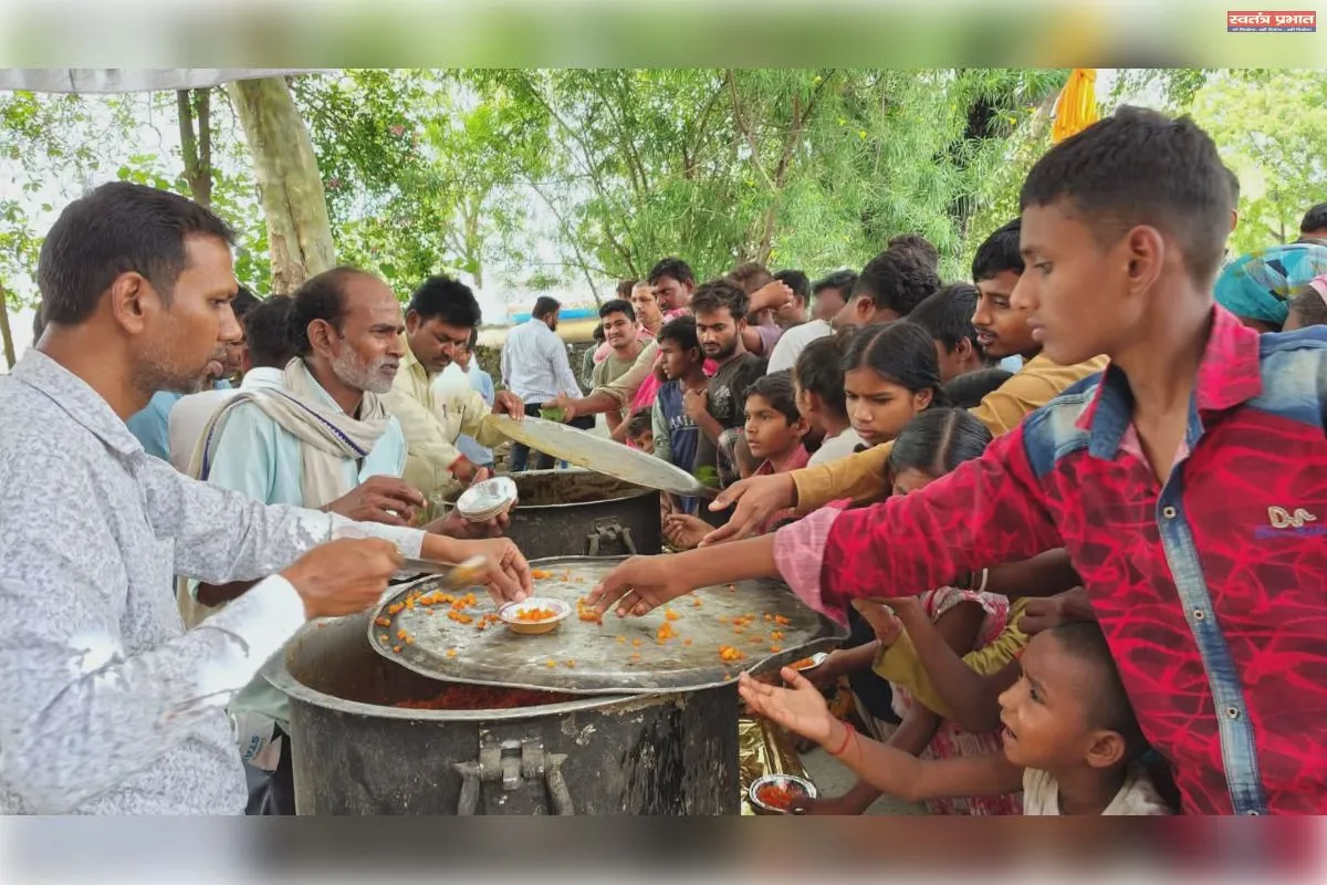 हनुमान गढ़ी मंदिर में जेष्ठ माह के प्रथम बड़े मंगल पर हुआ विशाल भंडारे का आयोजन 