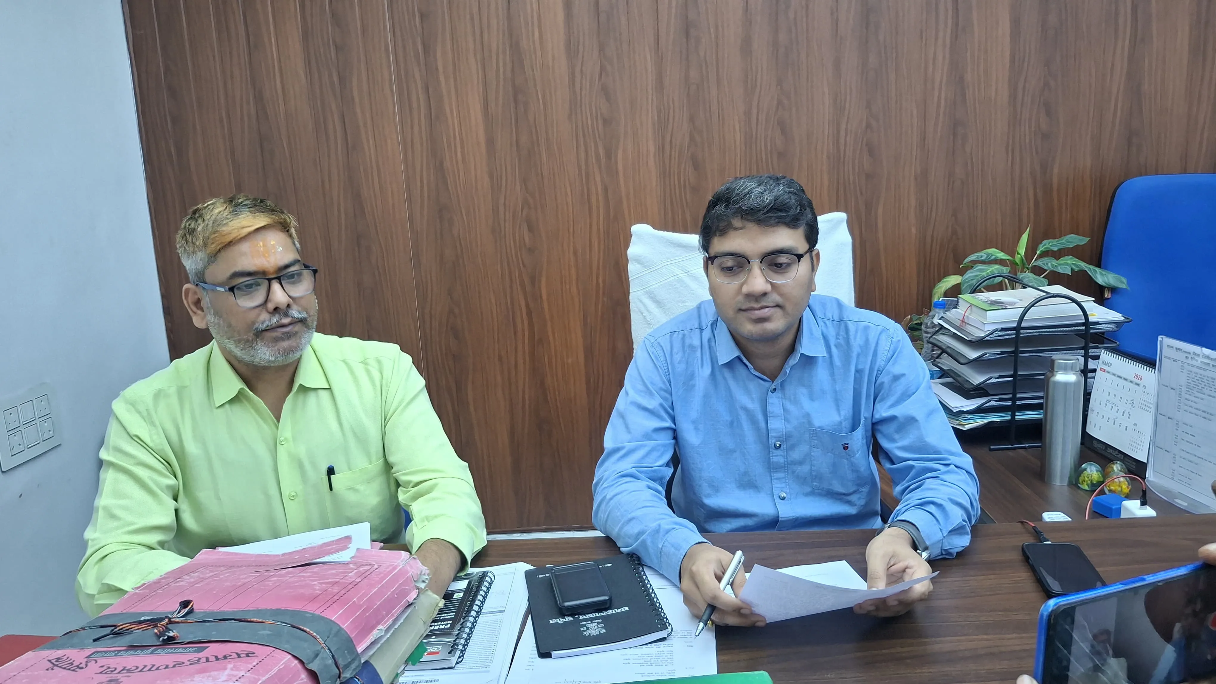 सुपौल में LPG संकट से निपटने को प्रशासन सक्रिय, कोयला वितरण और वाणिज्यिक गैस आपूर्ति शुरू