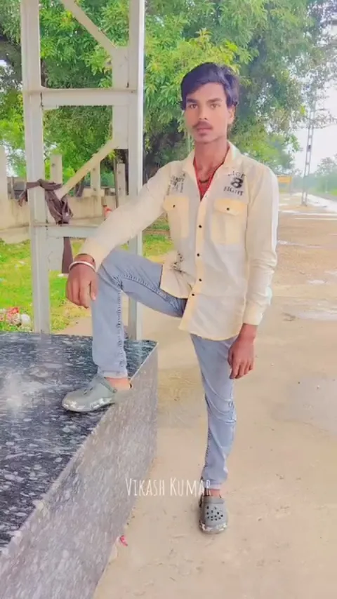 संदिग्ध स्थिति में युवक की मौत, जांच में जुटी पुलिस, परिजनों ने हत्या का लगाया आरोप