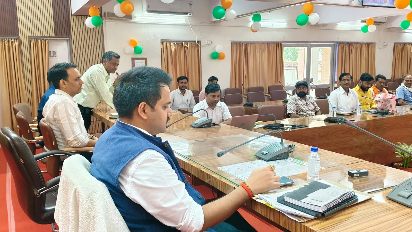 नगर क्षेत्र में जलभराव व पेयजल समस्या के समाधान हेतु कार्ययोजना बनाने के  दिये निर्देश- जिलाधिकारी