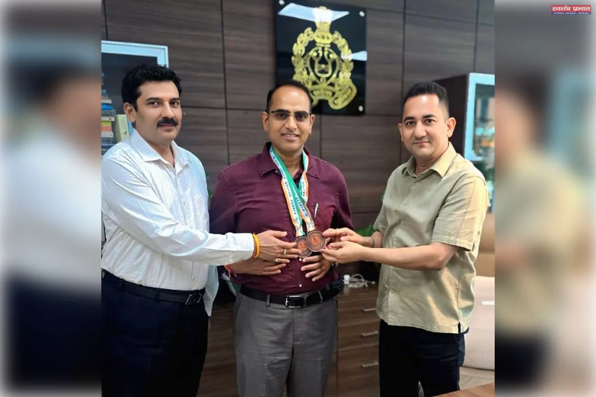 ऑल इंडिया पुलिस बैडमिंटन चौंपियनशिप मे  राजकुमार सिंह का शानदार प्रदर्शन