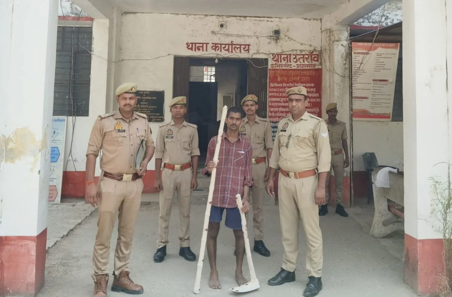 नमक-रोटी और प्रताड़ना से तंग बेटे ने की पिता की हत्या, शव गड्ढे में दबाया।।