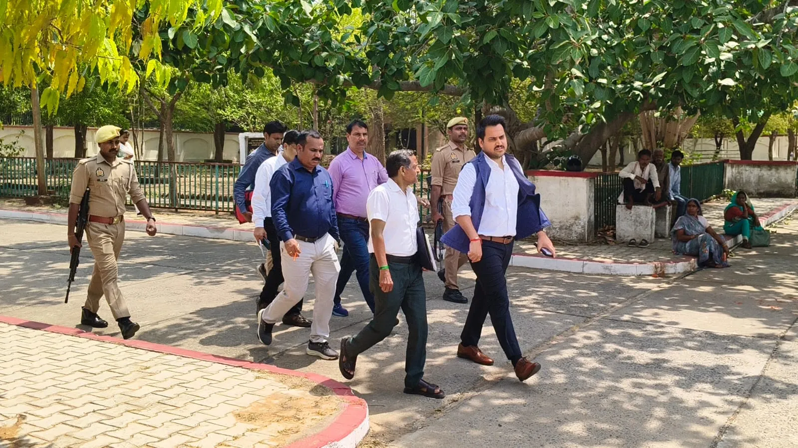 पेट्रोलियम बचत एवं पर्यावरण संरक्षण को लेकर जिलाधिकारी की अनूठी पहल