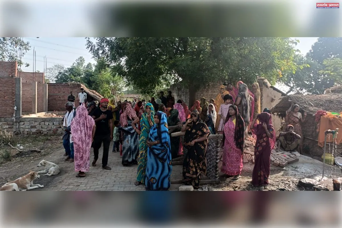 कच्चे मकान के बास में गमछे के &nbsp;सहारे फंदा लगाकर युवक ने दी जान
