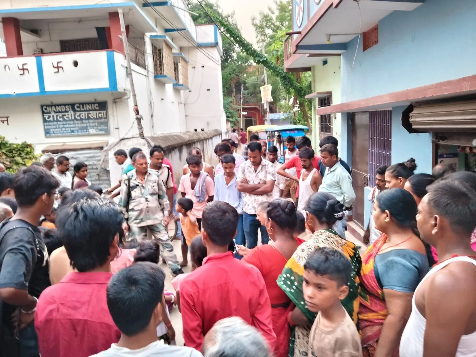जमीन बिक्री के नाम पर लाखों रुपये लेने का आरोप, पीड़ित ने कार्रवाई की लगाई गुहार