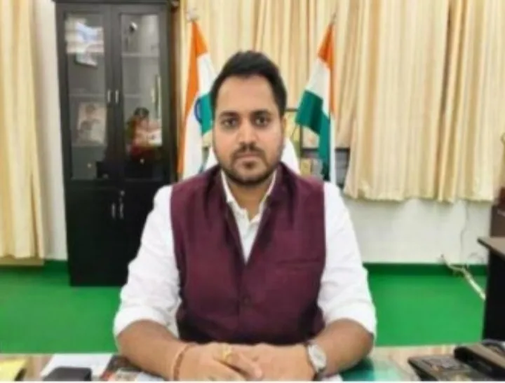सहकारिता विभाग के बकाये वसूली के लिए कुर्की,नीलामी,वारंट और गिरफ्तारी की कार्रवाई प्राथमिकता के आधार पर करायें -जिलाधिकारी