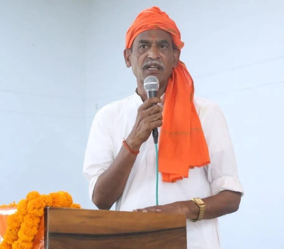 महा आरती से योगी जी के जन्मोत्सव का श्री गणेश- भिखारी प्रजापति