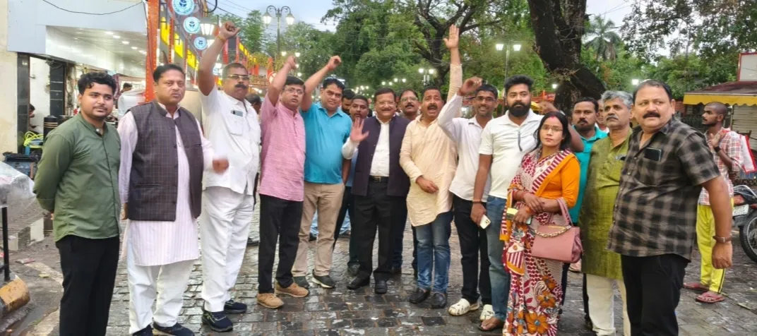 गोरखपुर :गोलघर की चटोरी गली में गूंजा विजय का उत्सव,