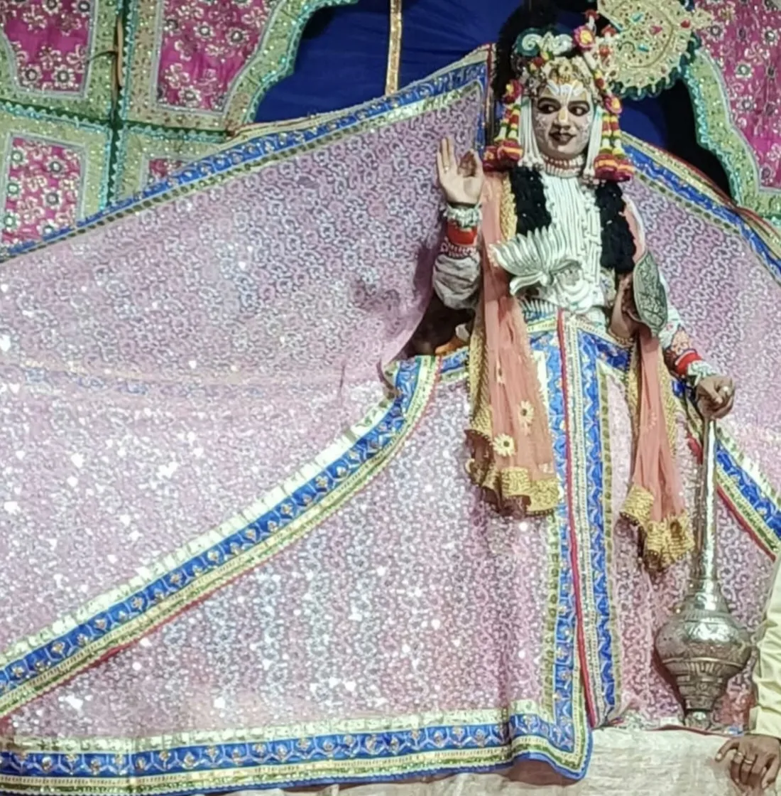 सुदामा चरित्र की भावुक प्रस्तुति ने रासलीला महोत्सव में बांधा समां
