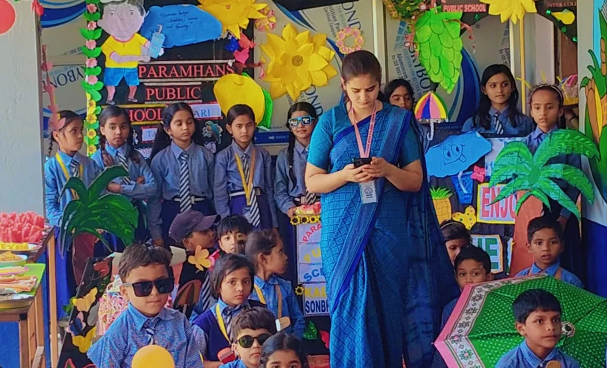 अवकाश के दिनों में घर पर पढ़ाई के साथ करें इंज्वाय, बच्चों को सिखाया गया गुर