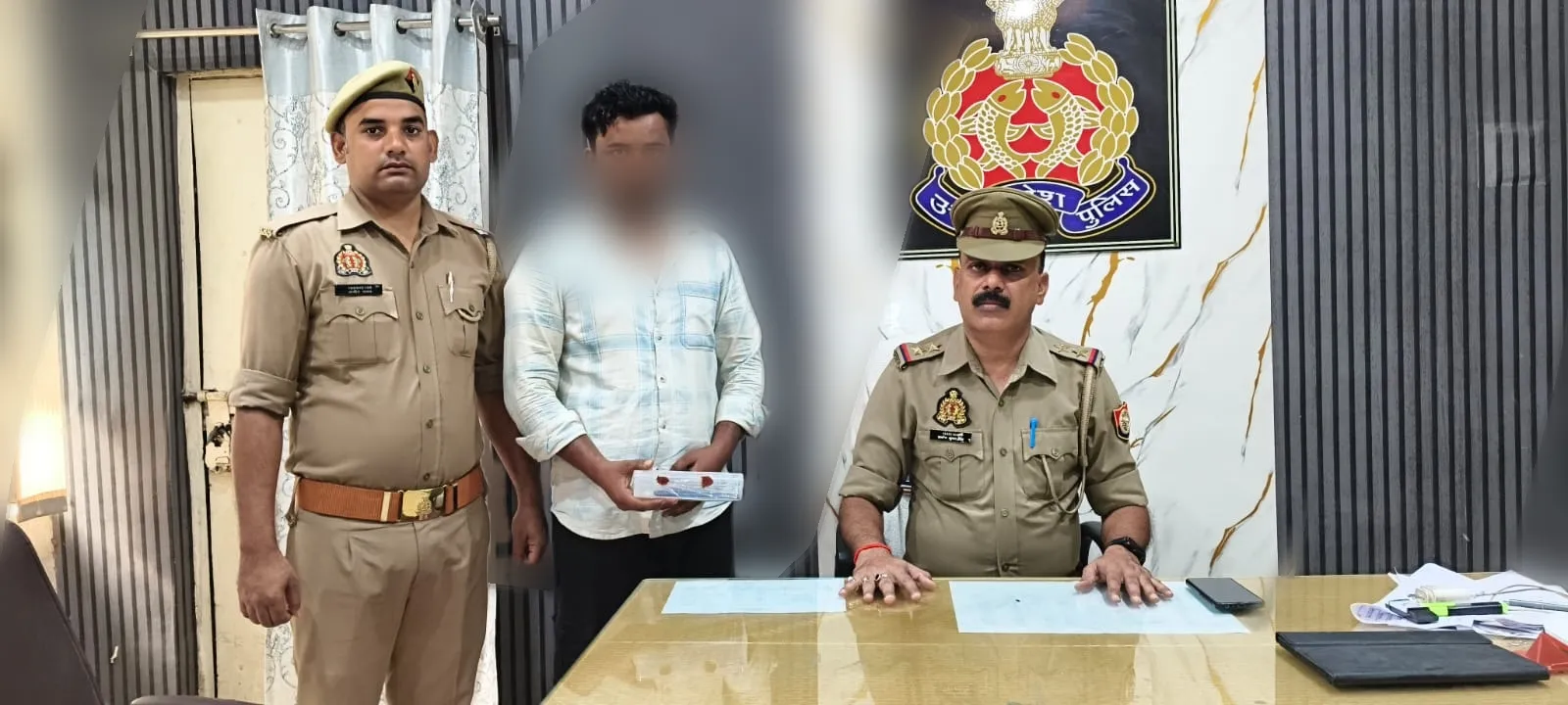 अनपरा पुलिस व साइबर टीम की संयुक्त कार्यवाही, फर्जी ड्राइविंग लाइसेंस तैयार कराने के प्रकरण में वांछित अभियुक्त  गिरफ्तार
