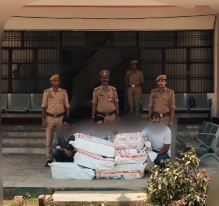 पिपरी पुलिस का अवैध शराब तस्करी के विरुद्ध कड़ा प्रहार, वाहन सहित लगभग 05 लाख रुपये कीमत की अवैध अंग्रेजी शराब बरामद