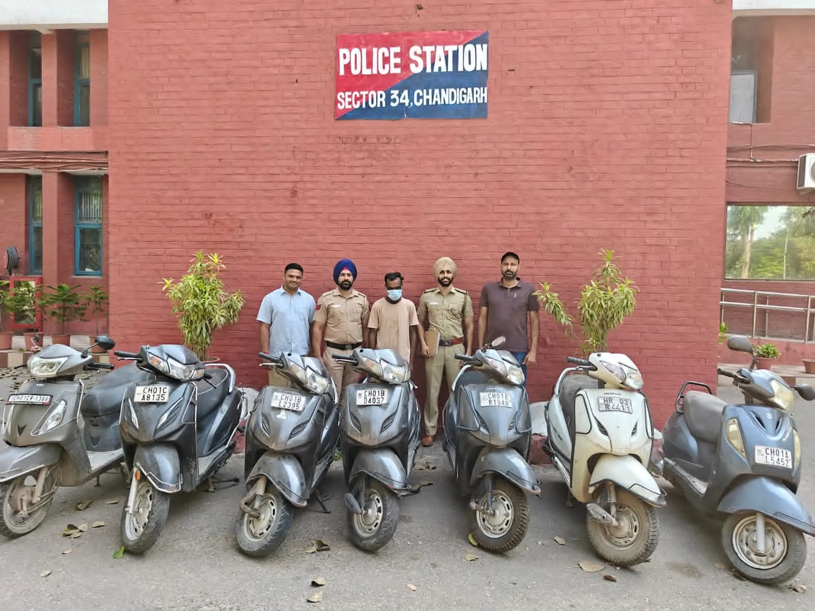 चंडीगढ़ पुलिस को बड़ी सफलता, एक्टिवा चोर गिरफ्तार, 7 चोरी की एक्टिवा बरामद