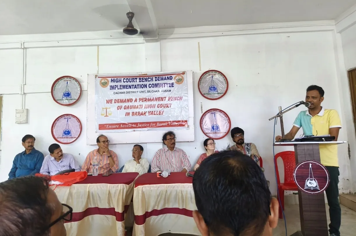 बराक घाटी में स्थायी हाईकोर्ट बेंच की मांग को मिला जनसमर्थन, श्रीभूमि में 300 से अधिक लोगों ने किए हस्ताक्षर।