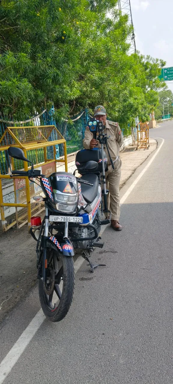 कानपुर में ओवर स्पीड वाहन चलाया तो होगा चालान ओवर स्पीड में 307 वाहनों के चालान 