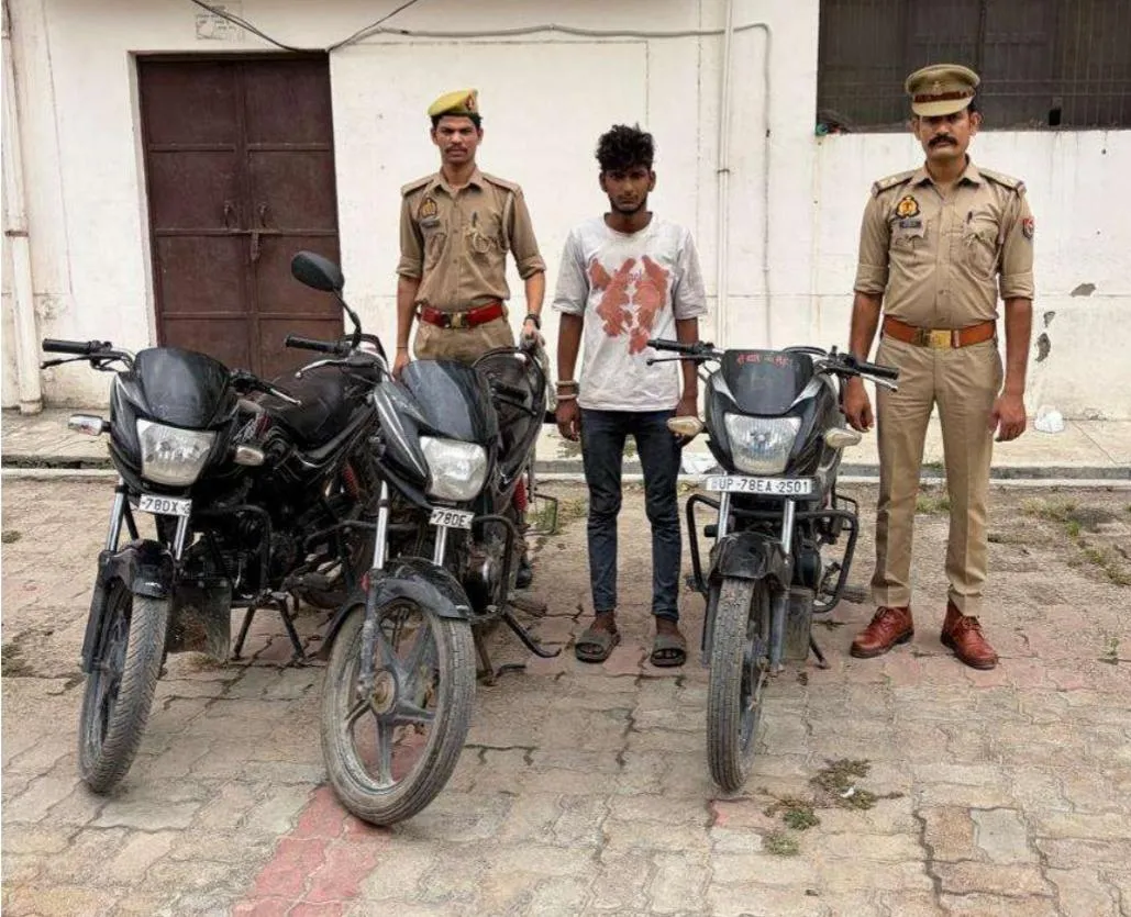 जारी अभियान में बर्रा पुलिस के शिकंजे में फंसा शातिर वाहन चोर, तीन वाहन भी बरामद 