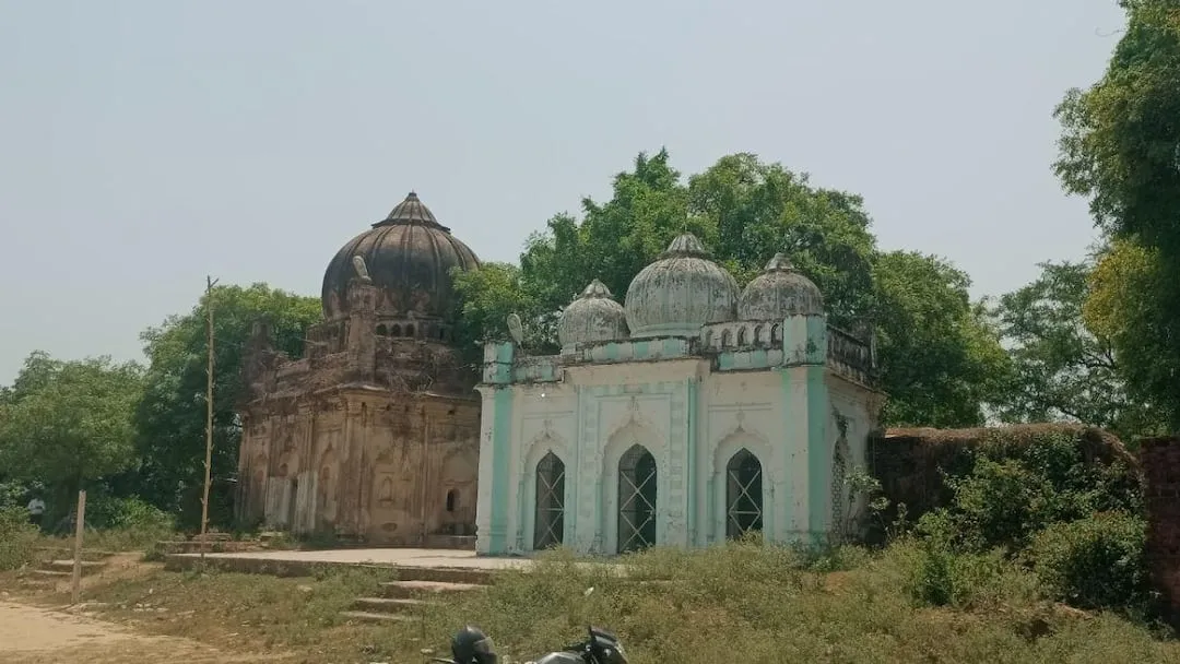विवादित ढांचे पर झूठी खबरें चलाने वालों पर भड़के योगेश पासी,'फर्जी रिपोर्टिंग' का आरोप, कार्रवाई की मांग, प्रतिष्ठित समाचार पत्र चला रहे झूठी खबरें .!!