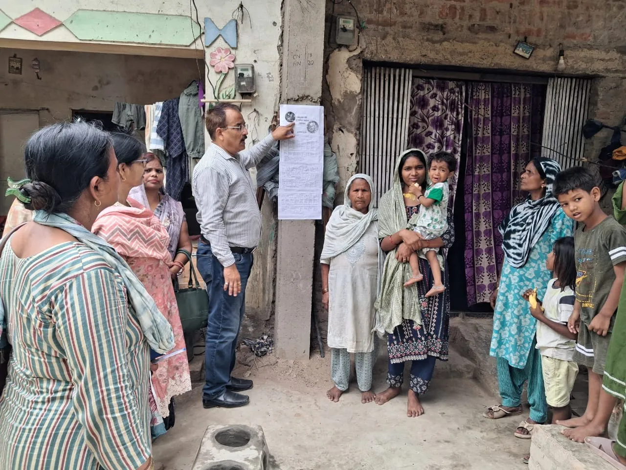 घर-घर पहुंच रहा पोषण अभियान, कुपोषित बच्चों के परिवारों को दिया जा रहा विशेष मार्गदर्शन