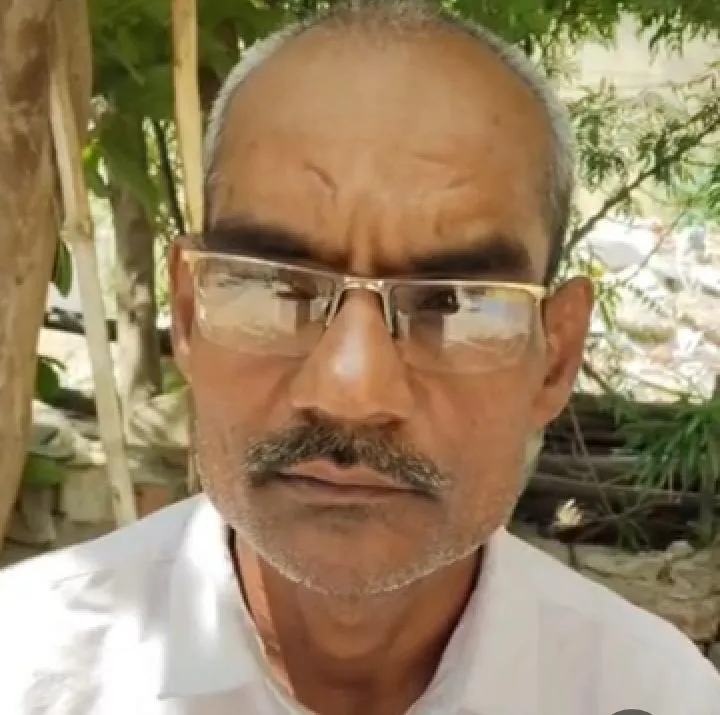 तमंचे की नोक पर बदमाशों ने मोबाइल व ब्लूटूथ लूटकर हुए फरार 