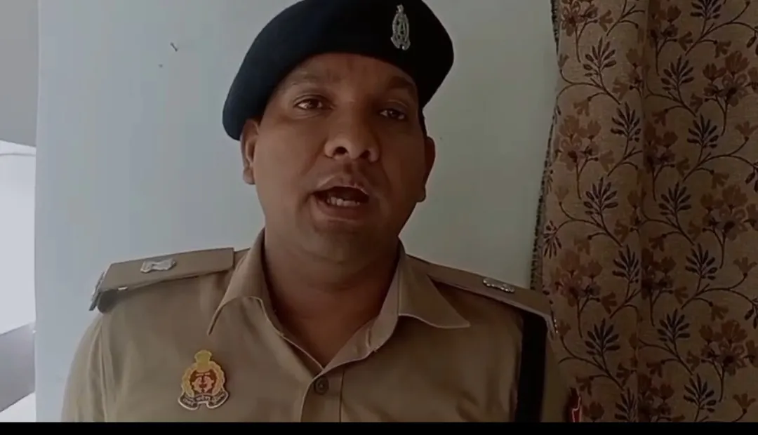रिश्वतखोरी के आरोप में परसरामपुर थाने के तीन पुलिसकर्मी निलंबित