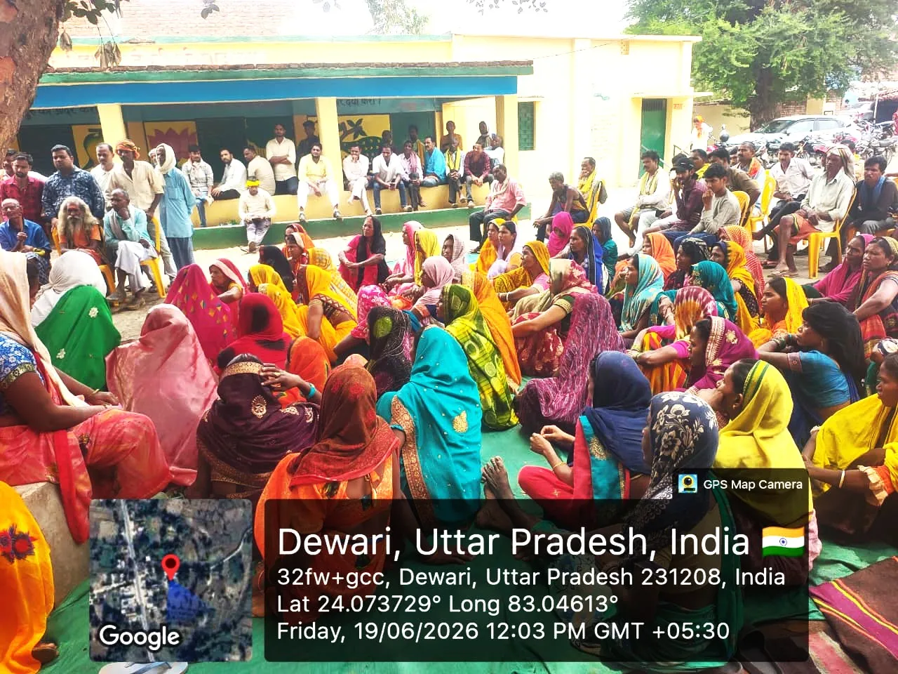 जन चौपाल में पढ़ी जा रही आवास प्लस सर्वेक्षण-2024 की पात्रता सूची, ग्रामीणों को आपत्ति दर्ज कराने का अवसर
